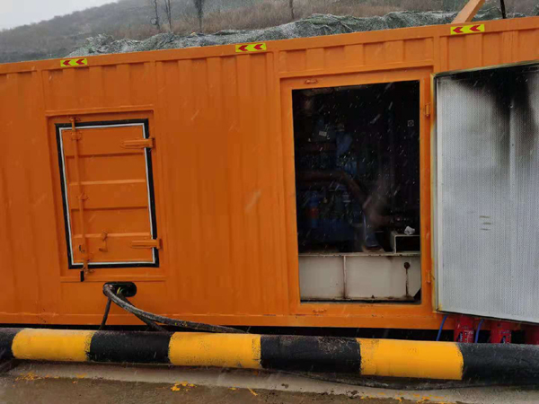 五家渠出租发电机-船用柴油发电机的工作原理是怎么样的？