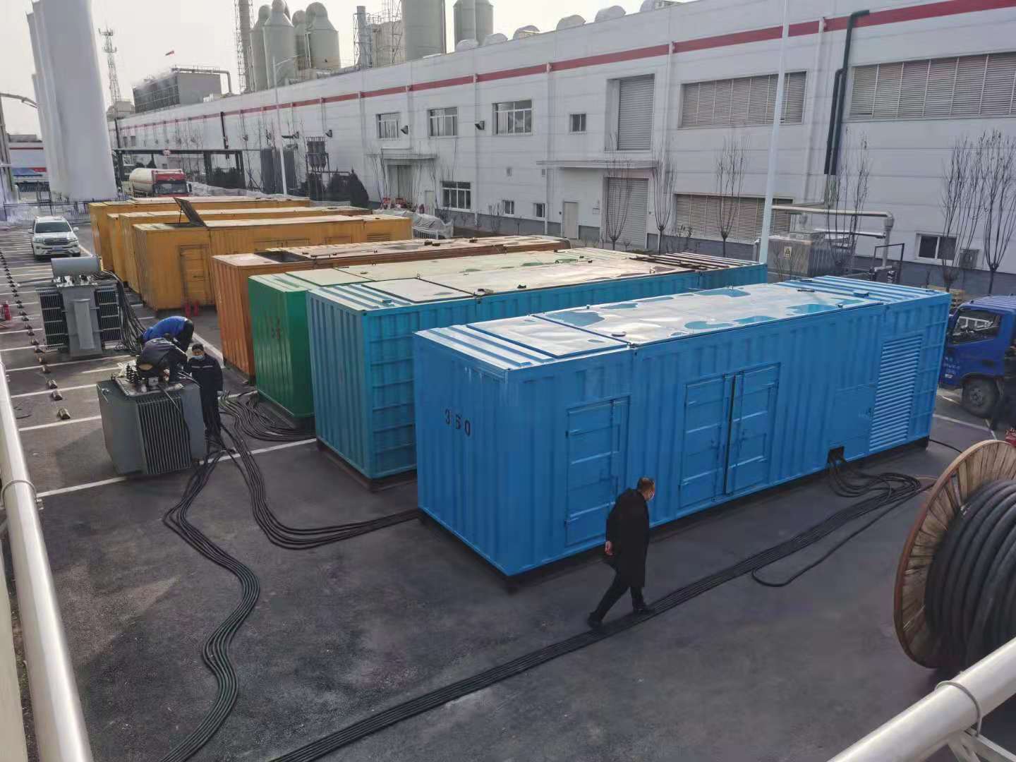 五家渠发电机出租-两相发电机与三相发电机有何区别?
